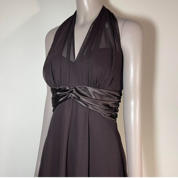 Connected dark chocolate brown halter vneck dress - Picture 2 of 8